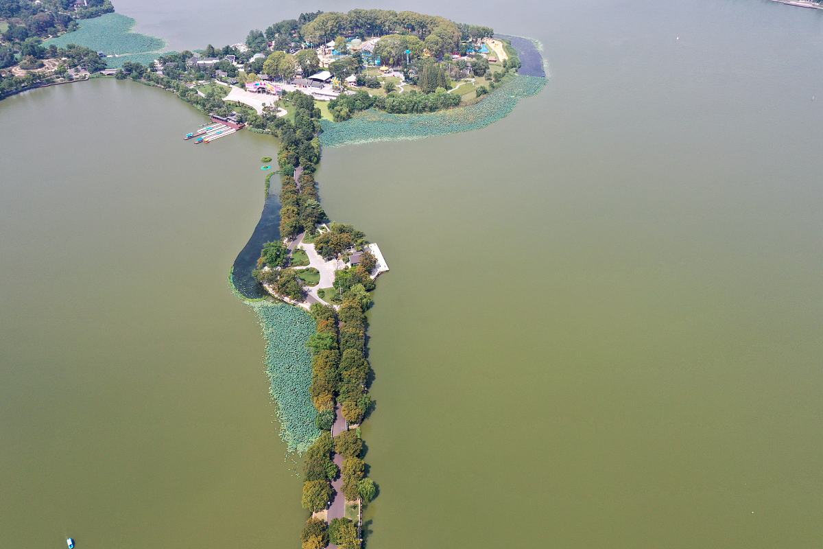 南京玄武湖环湖路长度：7.4公里