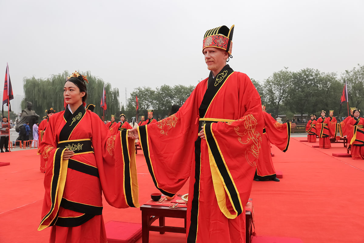 关于婚礼和爱情的诗句