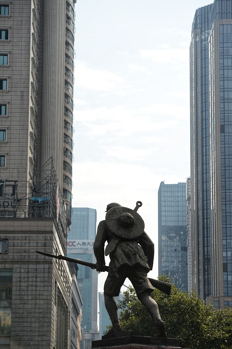 (如需下载使用,请务必署名红星新闻王效/人民视觉)2020年9月18日,勿忘