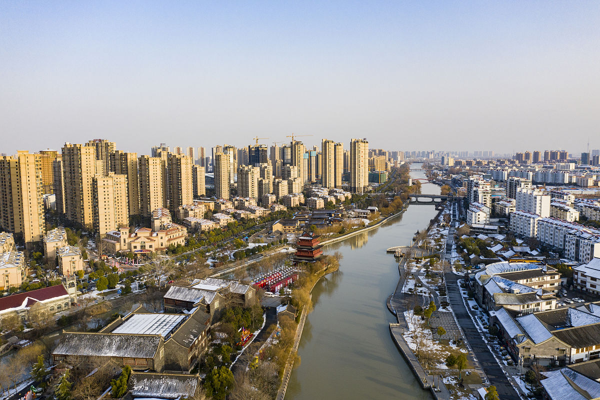 2019年2月1日,航拍雪后的江苏淮安清江浦景区.