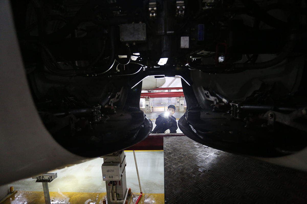 起落架腐蚀预防与维护指南：如何延长使用寿命