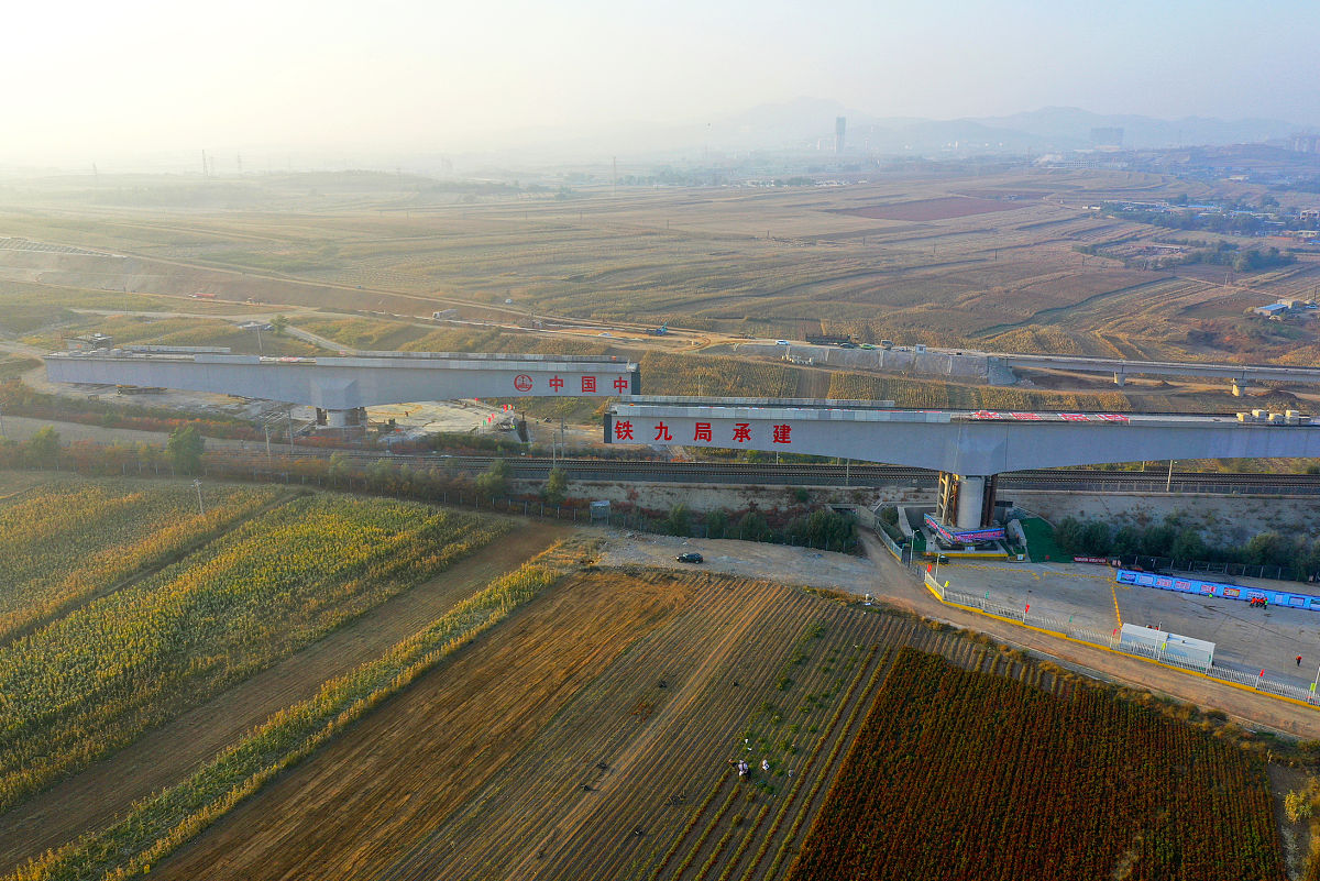 设x为精度值a为x的一个近似值有两个量x1=3100a1=3000；x2=3100a2=3000；使用matlab计算x1和x2的绝对误差和相对误差。比较哪个误差更大