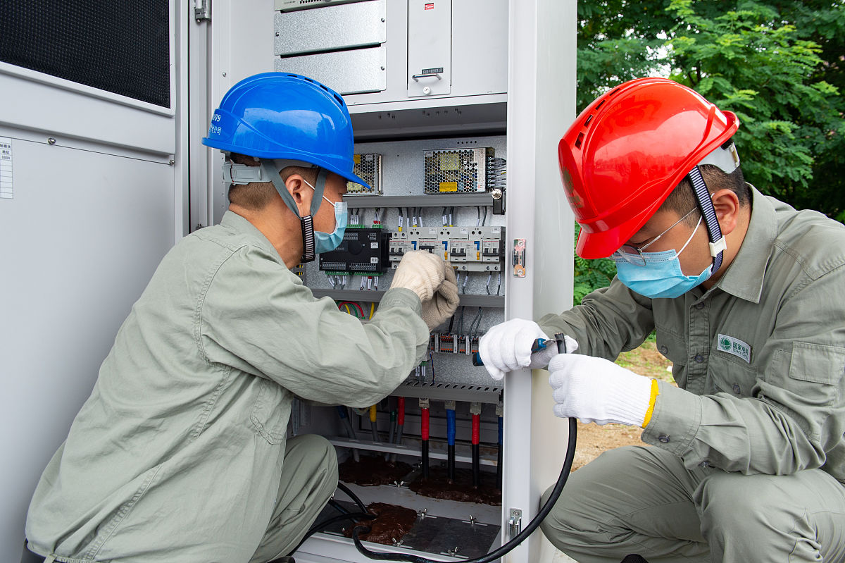 四川省商贸学校农村电气技术专业就业前景分析