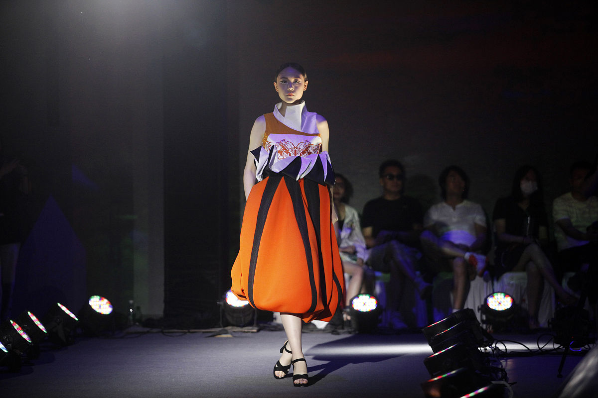 陕西科技技师学院电商专业招生计划-助力电商人才腾飞