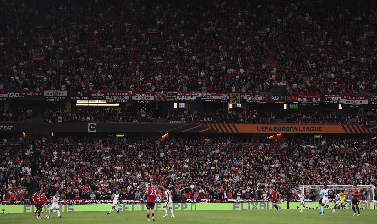 塞维利亚vs曼联欧联杯1/4决赛分析：红魔实力占优，能否顺利晋级？