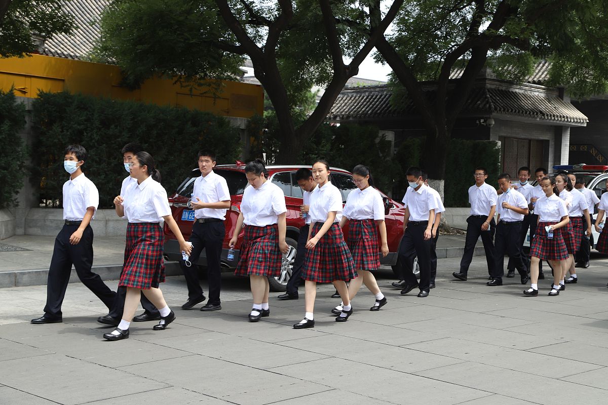 2023年贵州哪些职业学校有导游服务专业