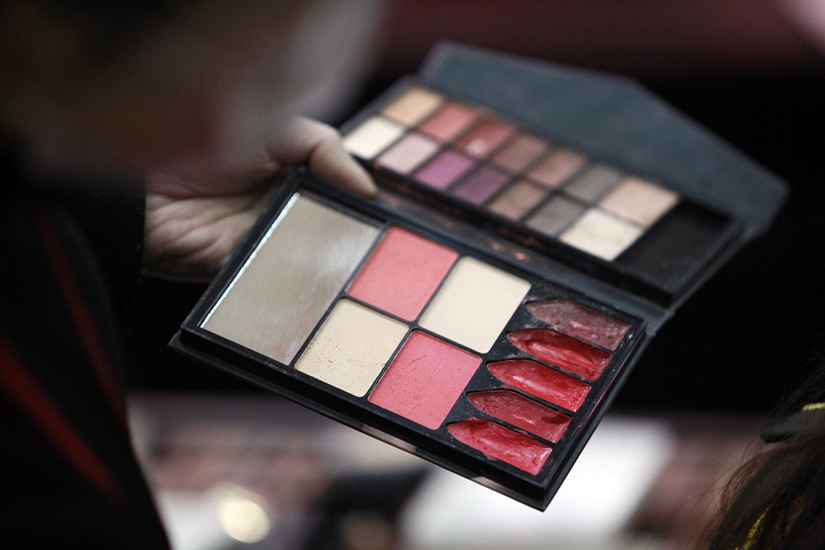 花西子是什么？探索中国传统彩妆的魅力