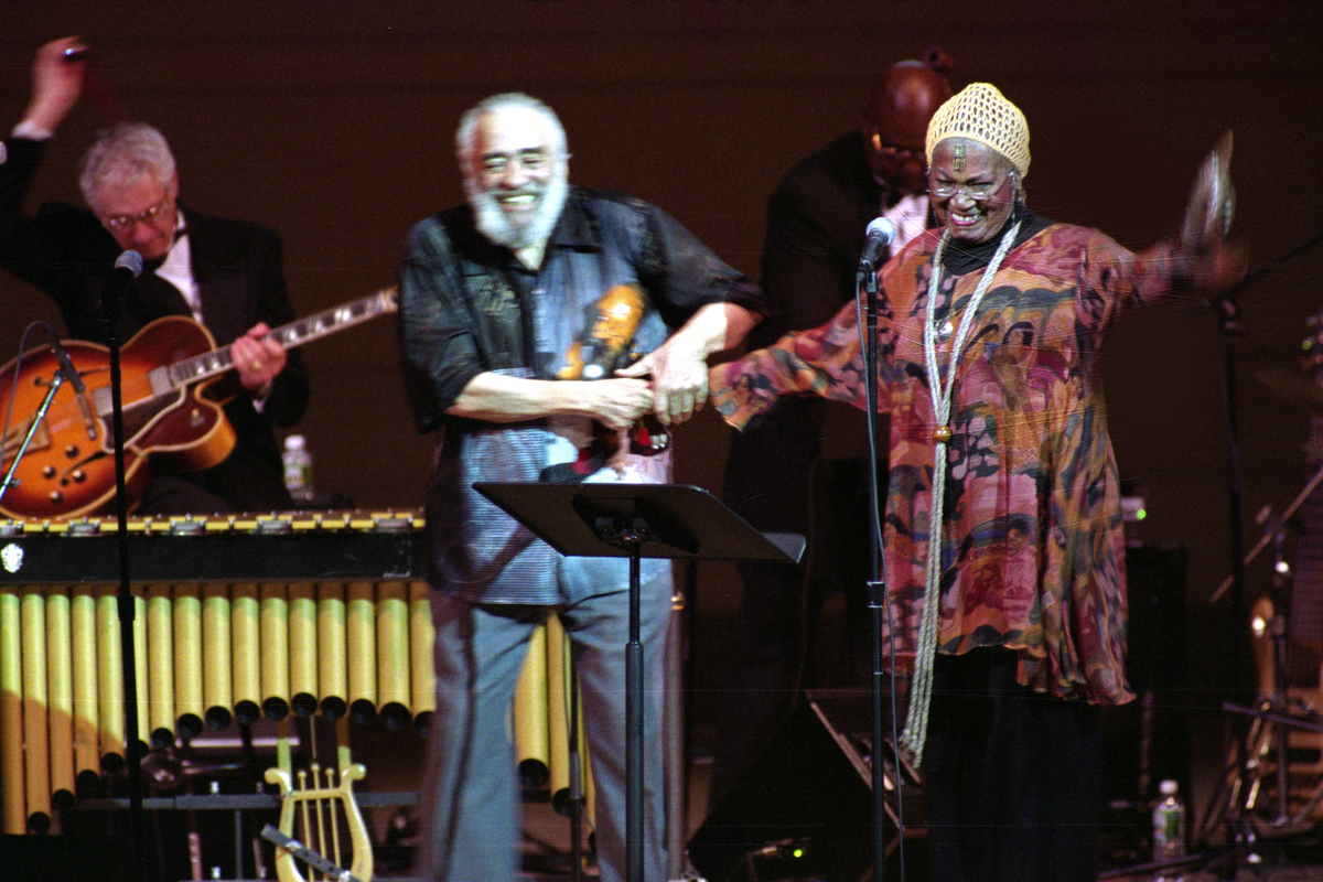 Change the following sentences into past tense2 Conservative Democratic period Because Peale did not completely resolve the conflict of interests between the landlord aristocracy and the emerging indu