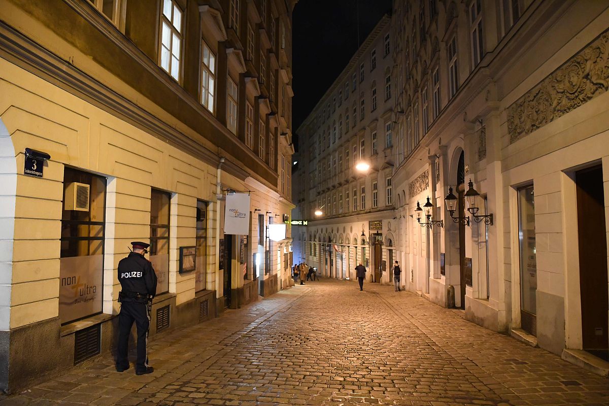 维也纳酒店绩效管理制度分析：优点、不足及优化建议