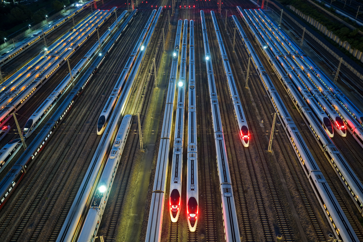 未来货运新趋势：高铁运输崛起