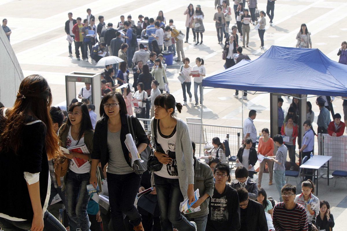 重庆铁路工程学校让毕业生顺利就业