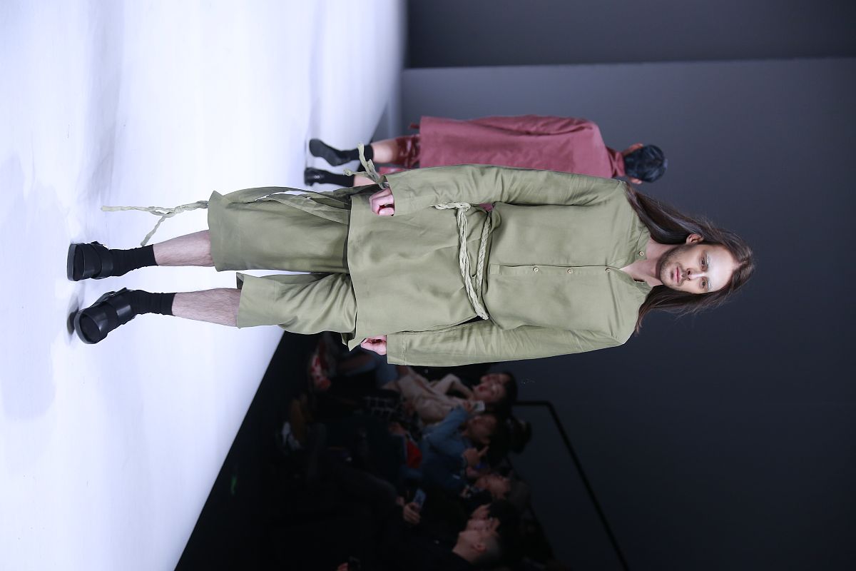 生命的旅程：一首关于人生感悟的诗