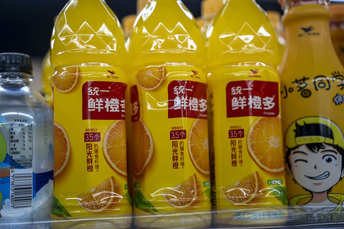 统一鲜橙多、蜜桃多，聚会必备，多C多漂亮！
