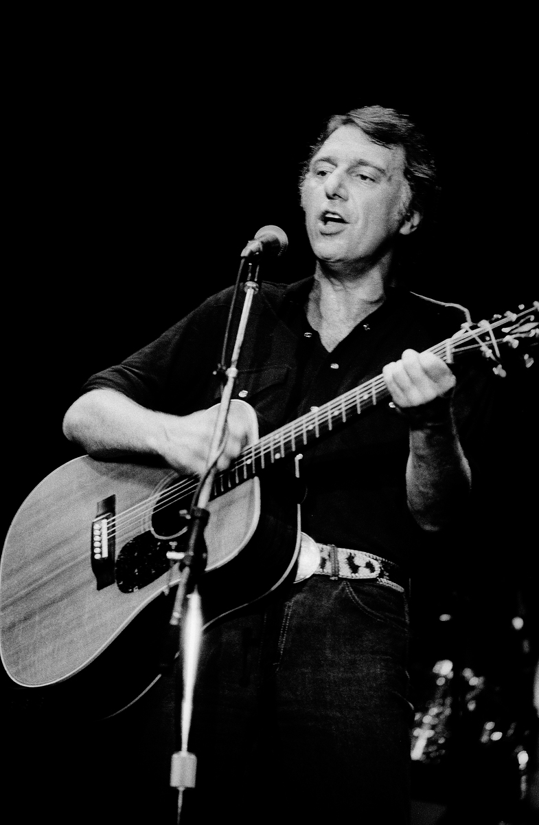 传奇爵士吉他手Pat Martino：从失忆到重返巅峰的励志故事