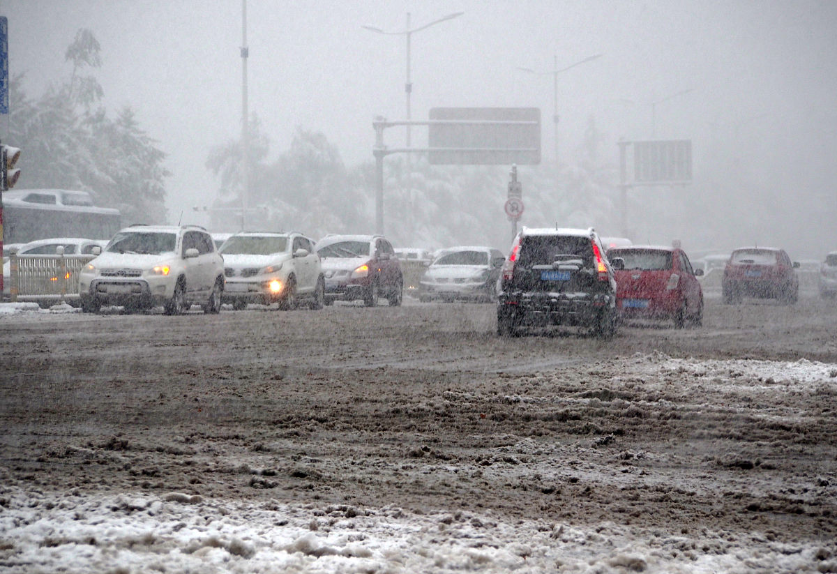 关于风灾的读书报告1风灾是如何形成的2风灾的分类3风灾如何对人民的生命和财产造成伤害灾时我们如何避难。6000字