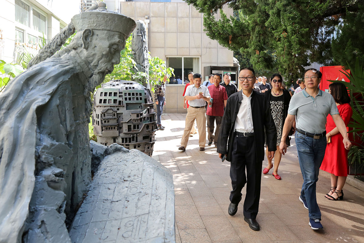 有哪些关于南京理工大学校史的采访资料要求真实详细