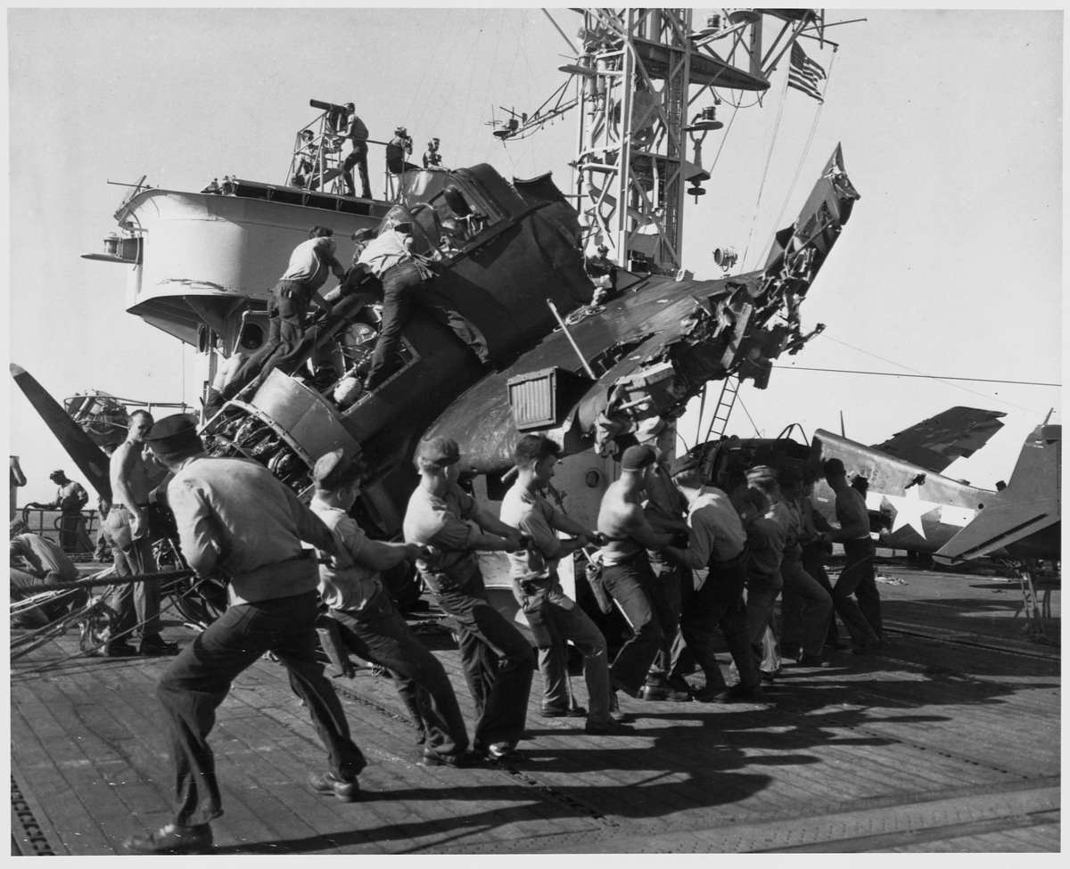 What if USA sent 2 divisions to invade tokyo in 1945