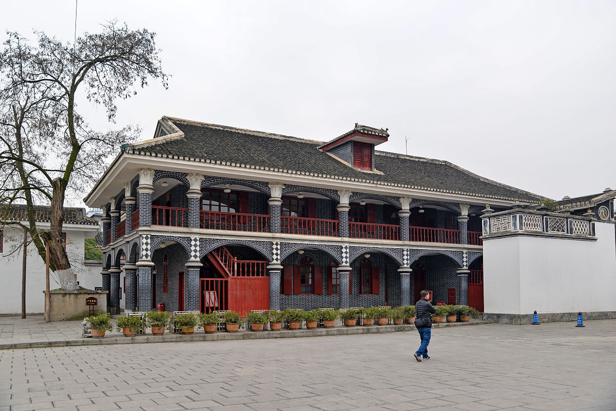 遵义旅游攻略：红色景点、自然风光和发展前景