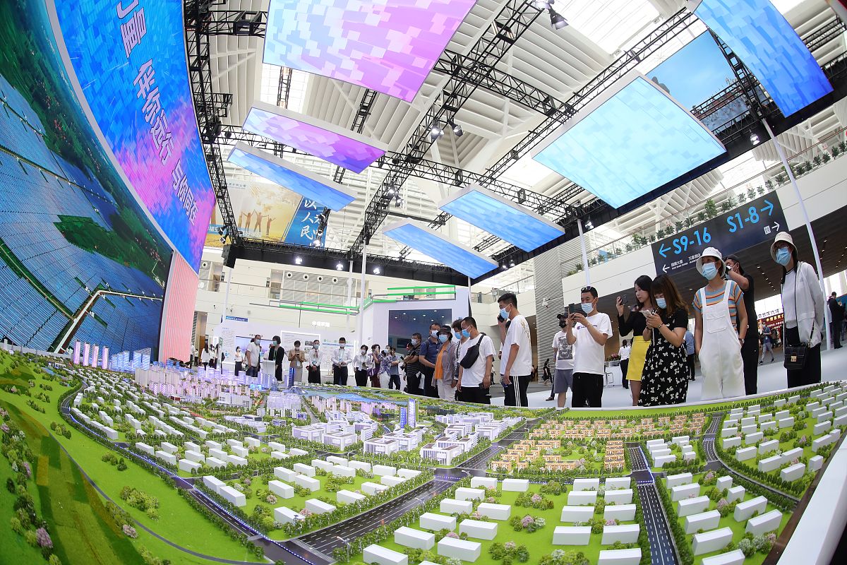 2021年6月24日,中国建筑科学大会暨绿色智慧建筑博览会在中国建筑承建