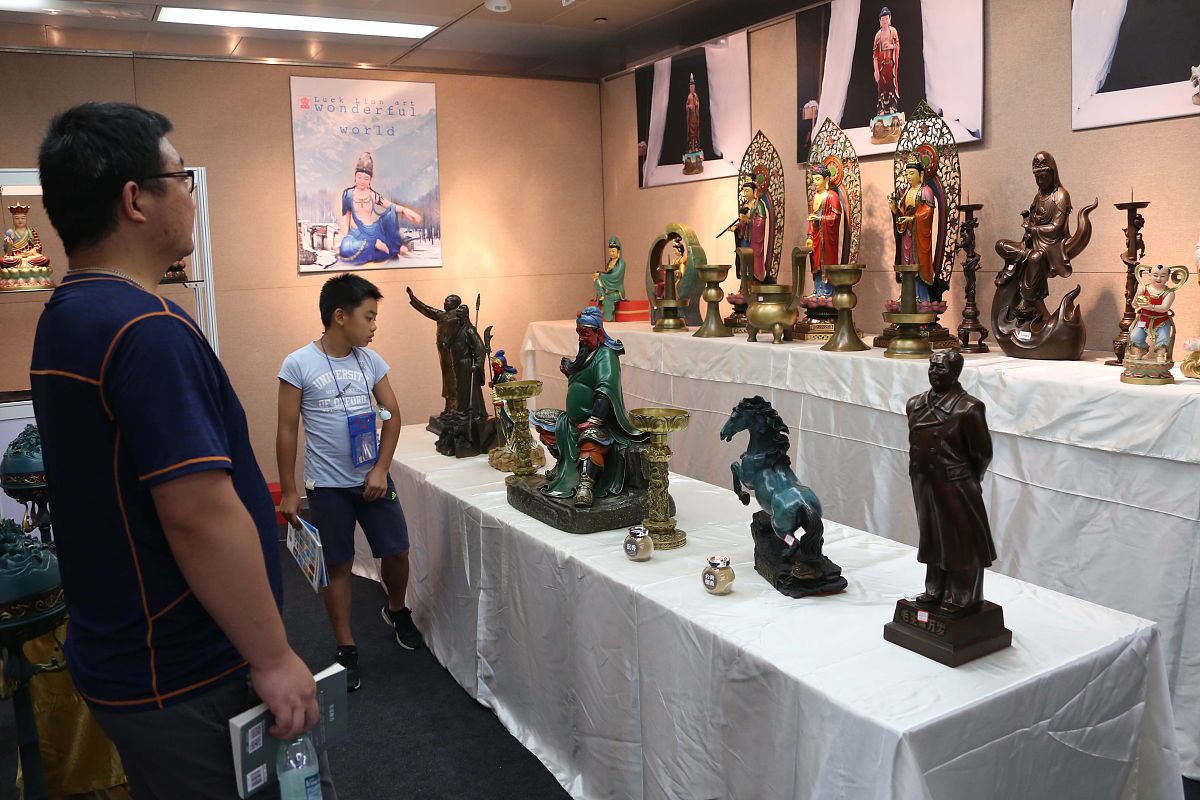 上海市工艺美术学校工艺美术品设计专业介绍