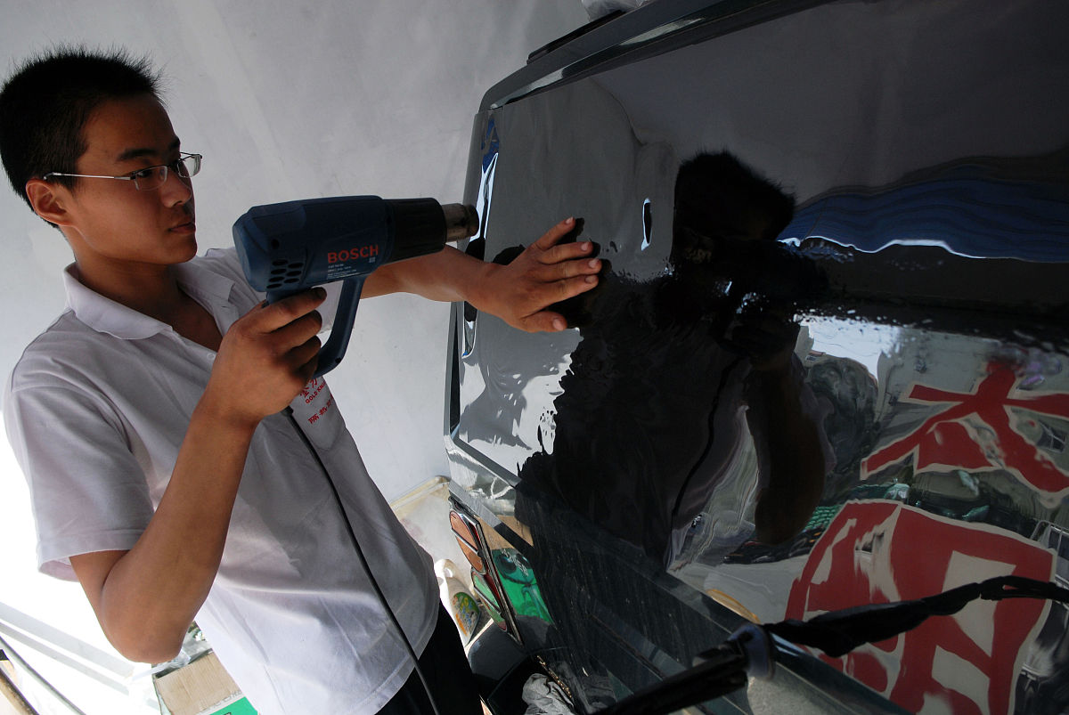 贵阳汽修学校开设机动车保险实务专业，培养保险人才