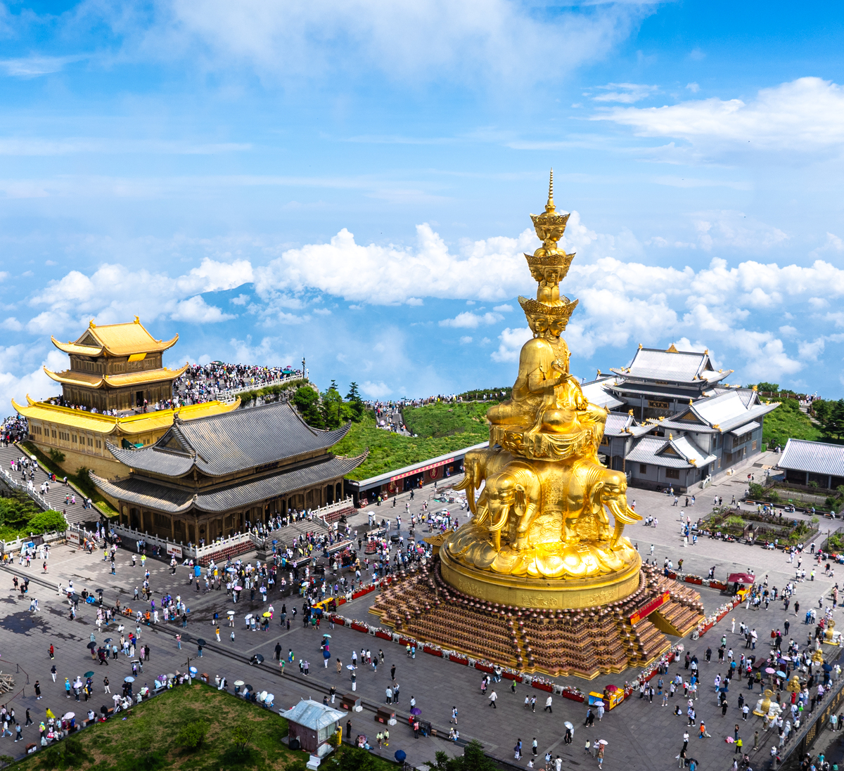 成都出发2天乐山峨眉山旅行攻略：吃住玩全计划