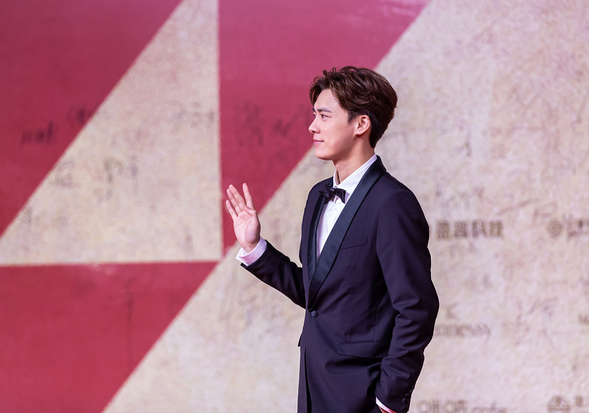 可是李易峰并没有参演少林足球