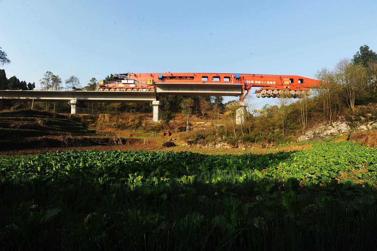 贵州铁路学校与铁路局定向培养合作，培养优秀铁路人才