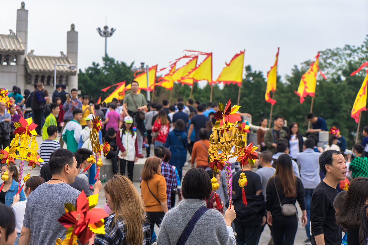 福建莆田庙会：传统民俗活动的文化内涵与现实意义