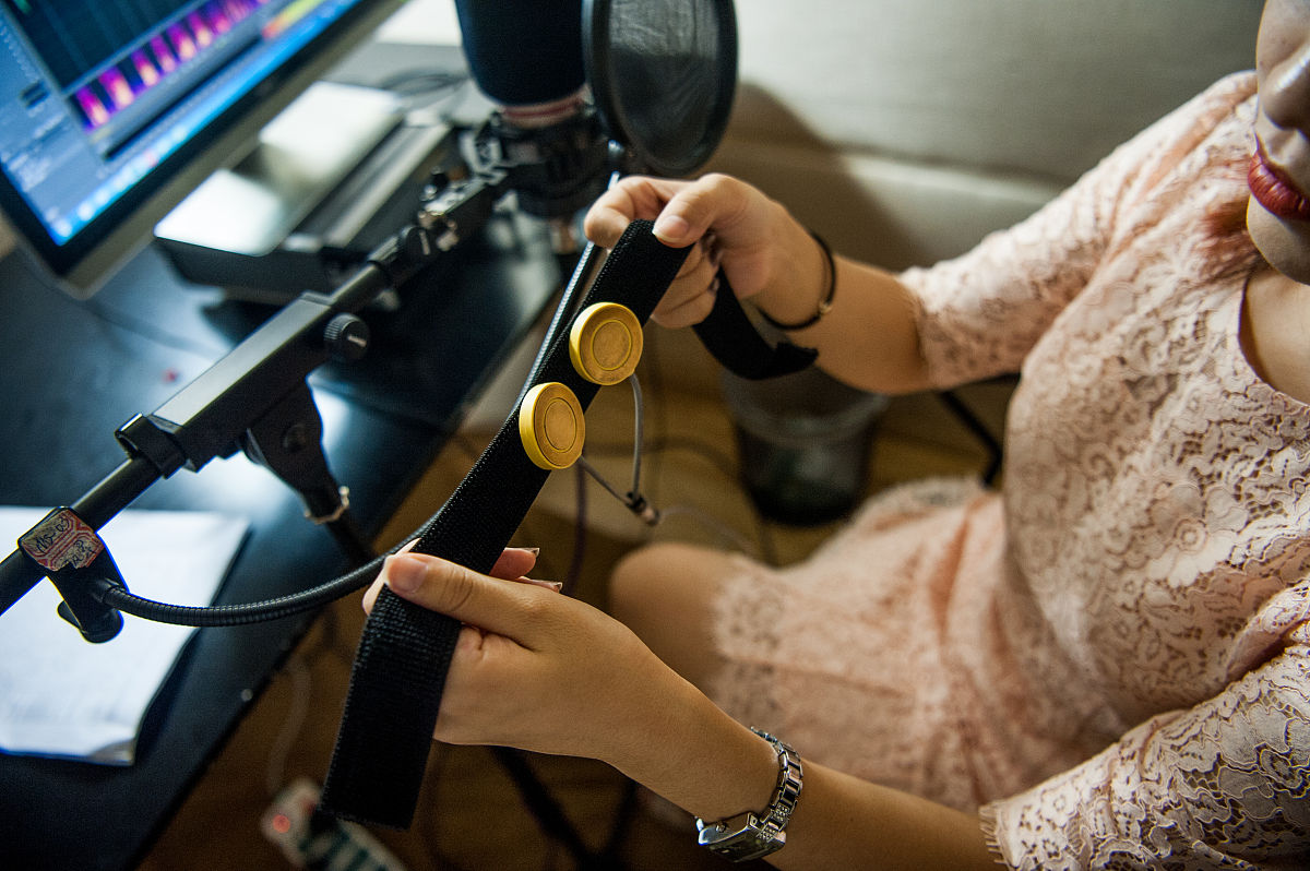 加重语气与强调语气：区别与实例