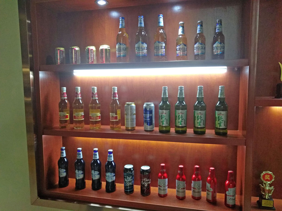 取一个不重名的跟酒相关的公司的名字