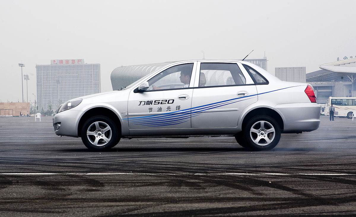 重庆优秀汽修学校推荐 | 2021年汽车维修学院排名