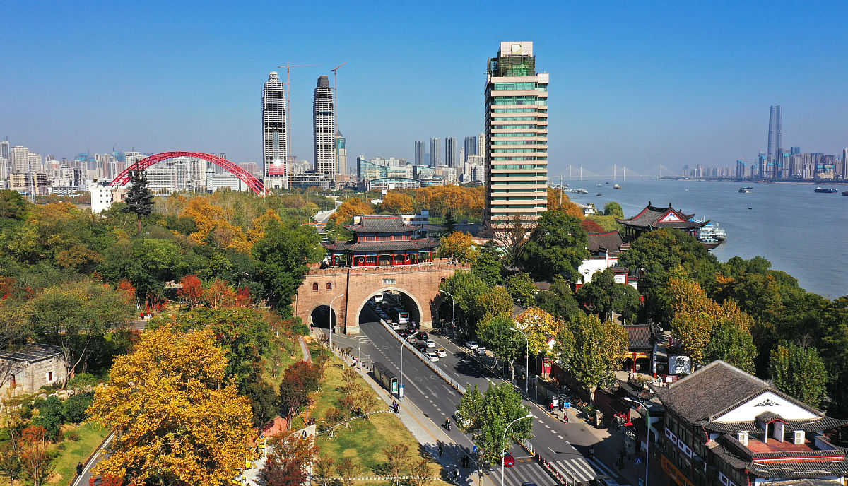 2021年11月14日,武汉,铁门关.