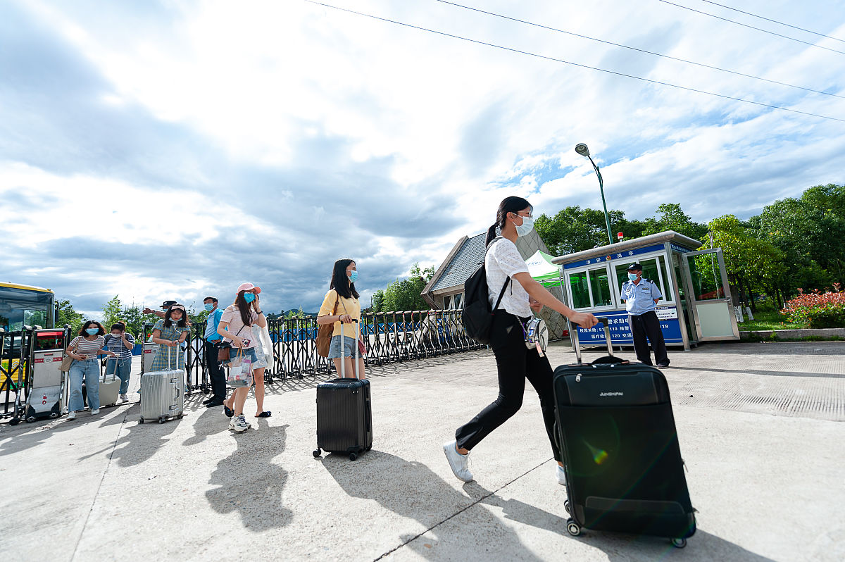 2019年贵阳高铁学校毕业生就业工资是多少