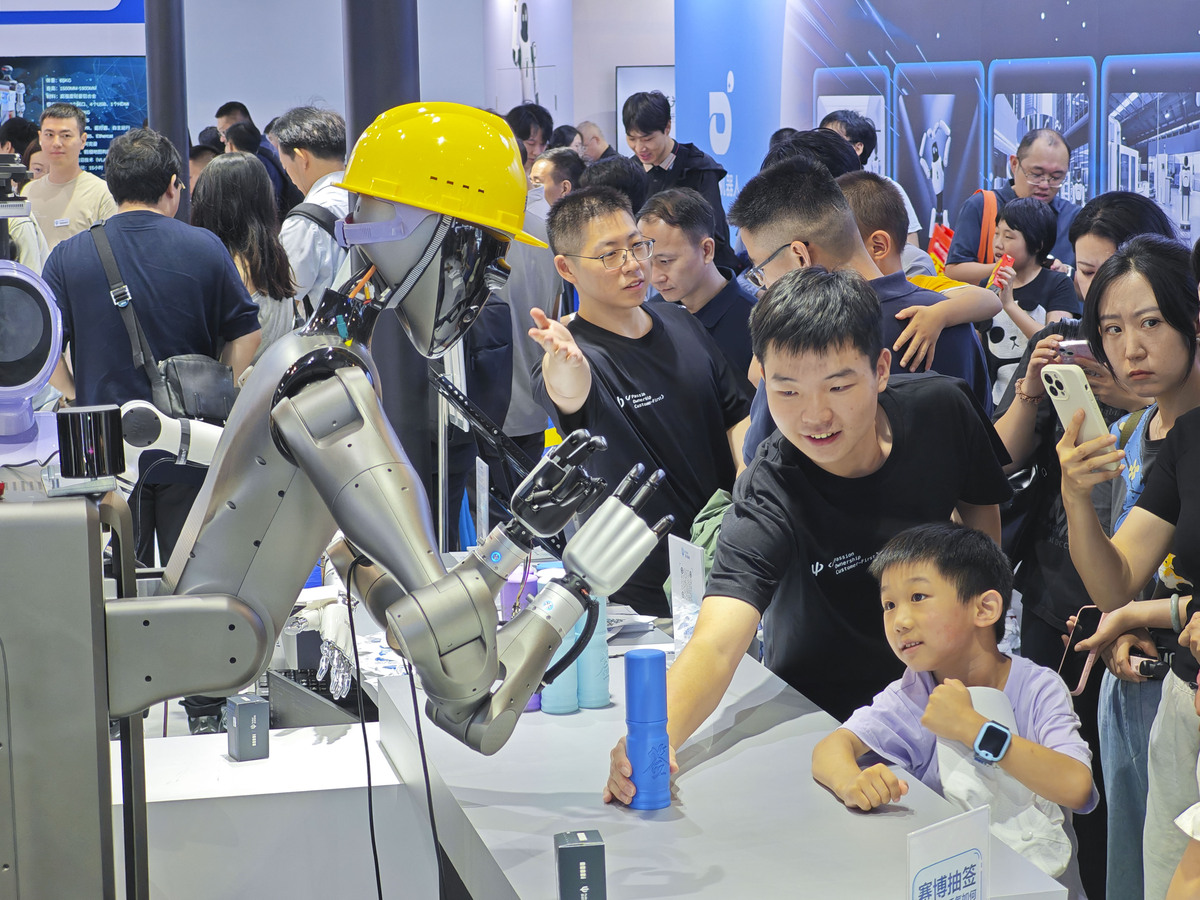 鄢陵人工智能学校工业机器人专业招生 | 培养未来技术人才