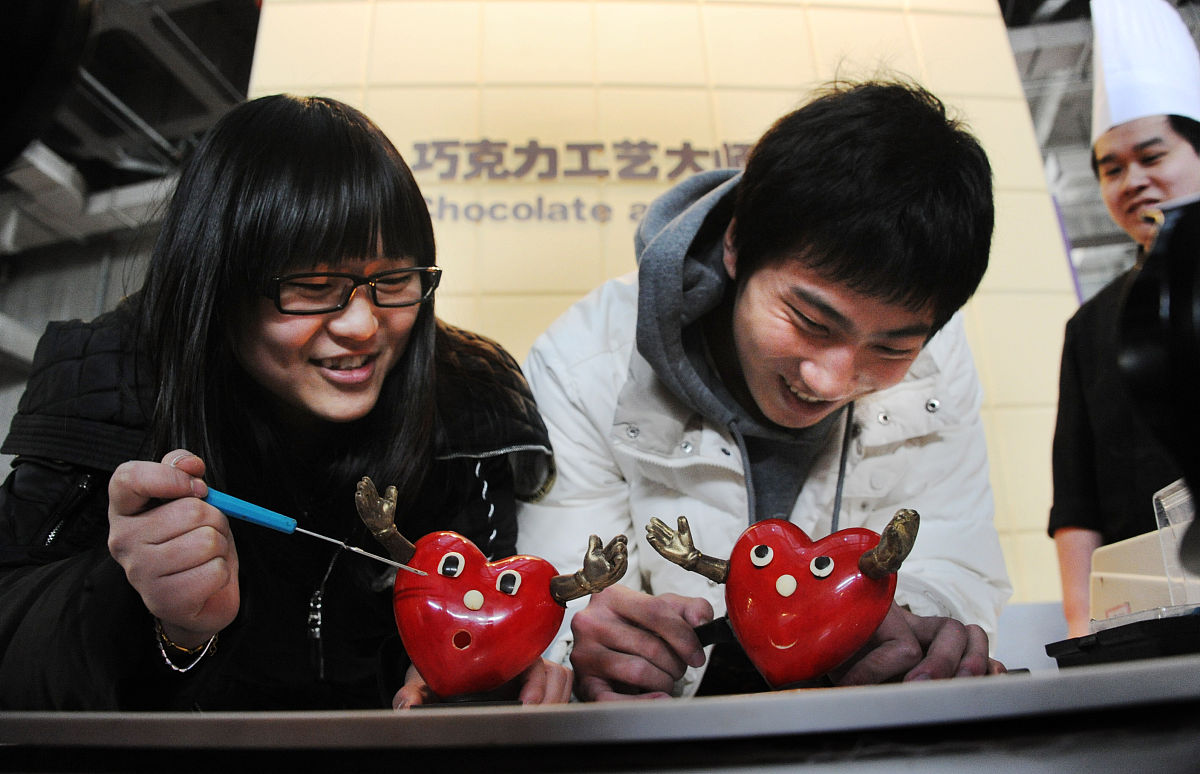 2012年02月08日,上海,世界巧克力梦公园当天起推出九九甜蜜情人节活动