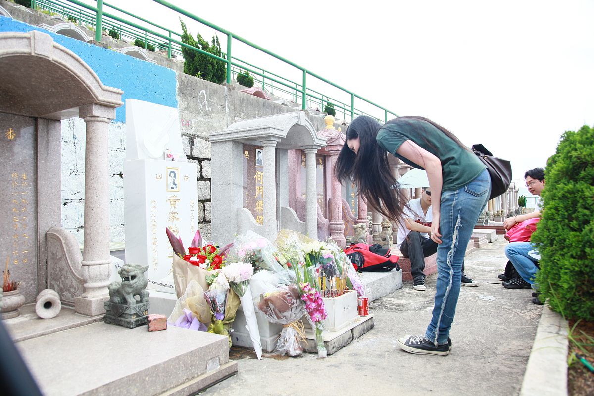 黄家驹什么原因去世的