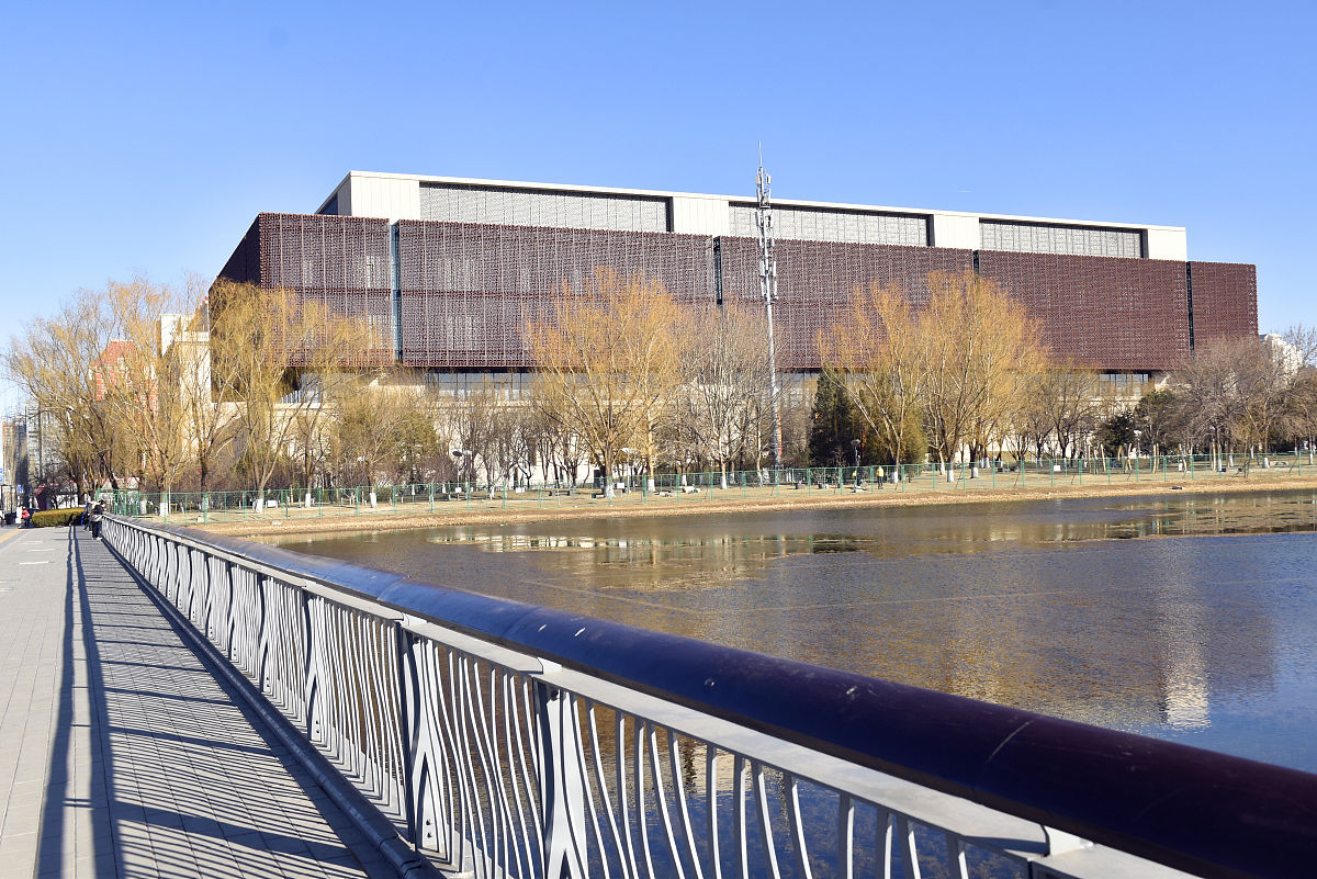 2022年昆明工艺美术学校航空服务专业招生