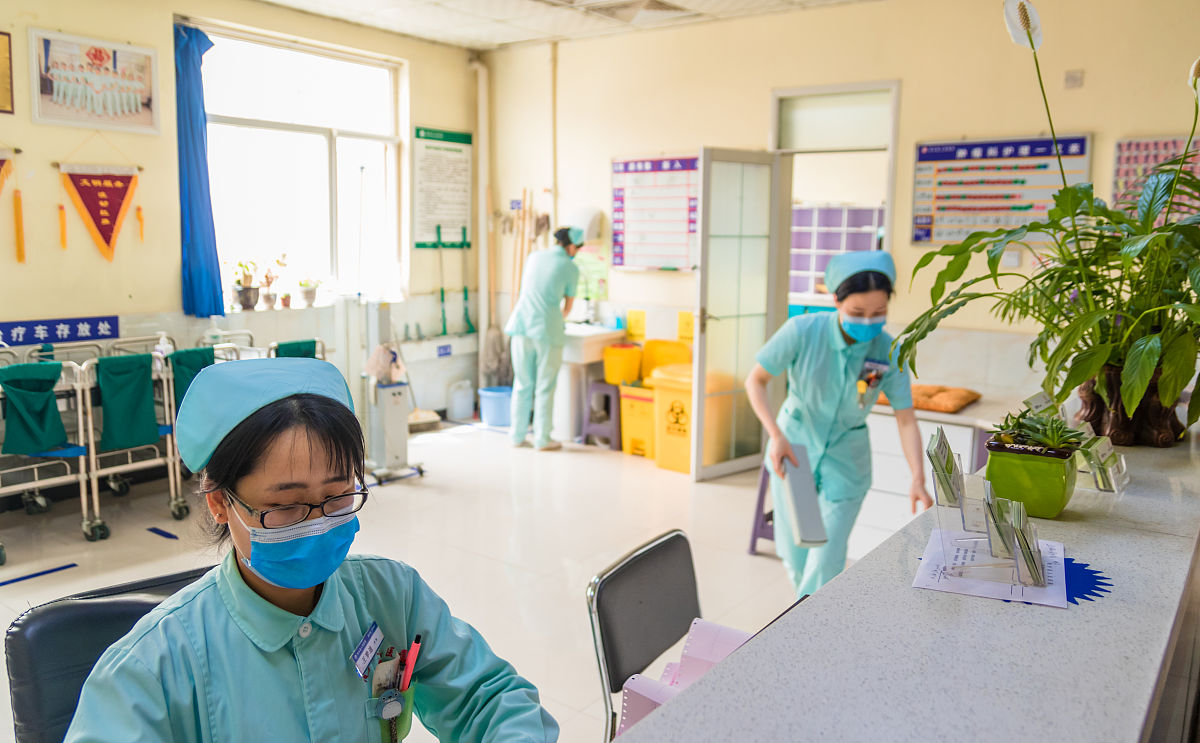 邢台卫校2022年怎么样？选择邢台卫校的利弊分析