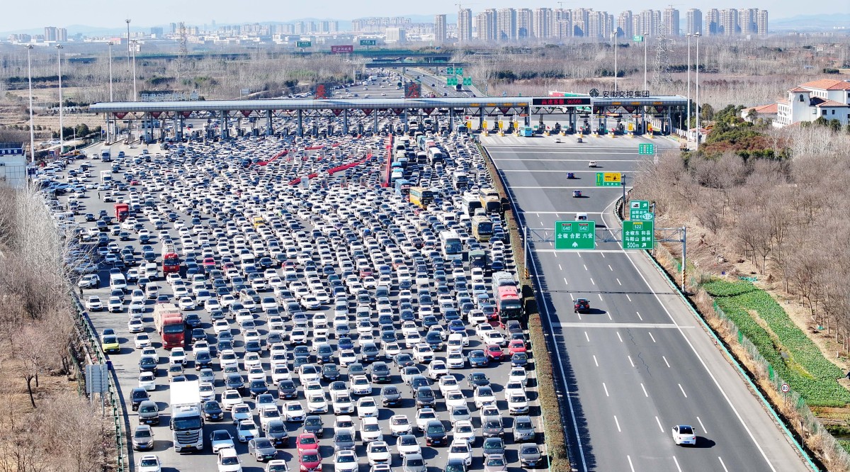 贵州五一高速出口流量创新高