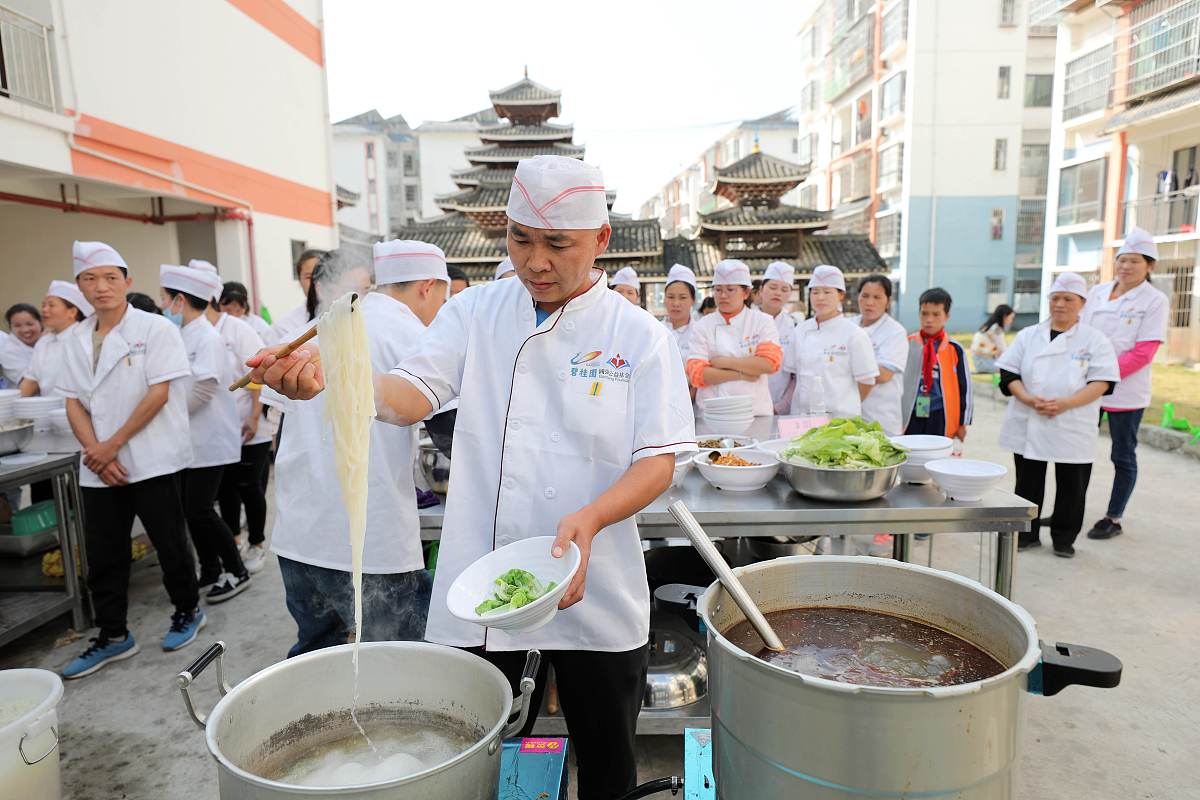 云南新东方烹饪学校2022年中专大专短期培训班招生简章