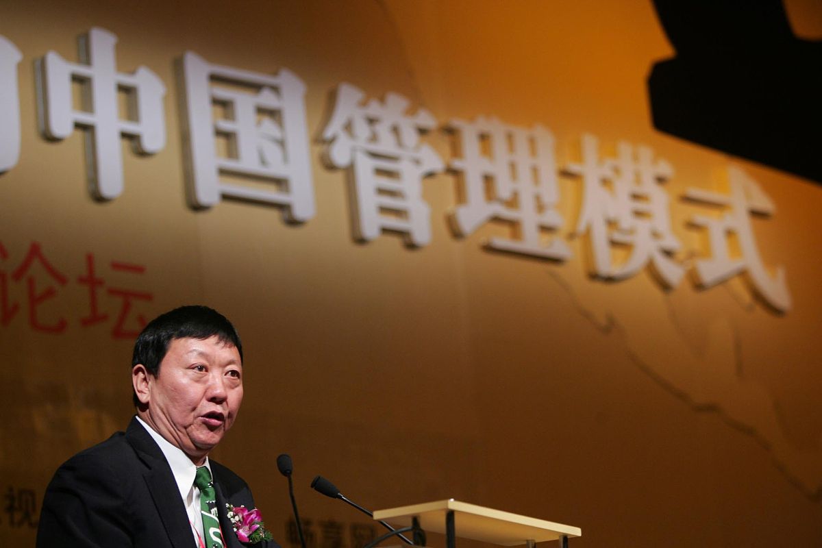 中国道路：超越资本现代化 - 唐爱军教授著作