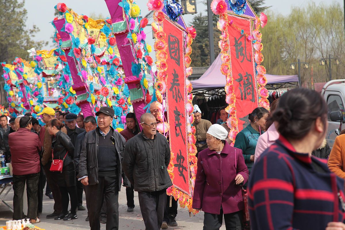 关于家乡节日的论文825字