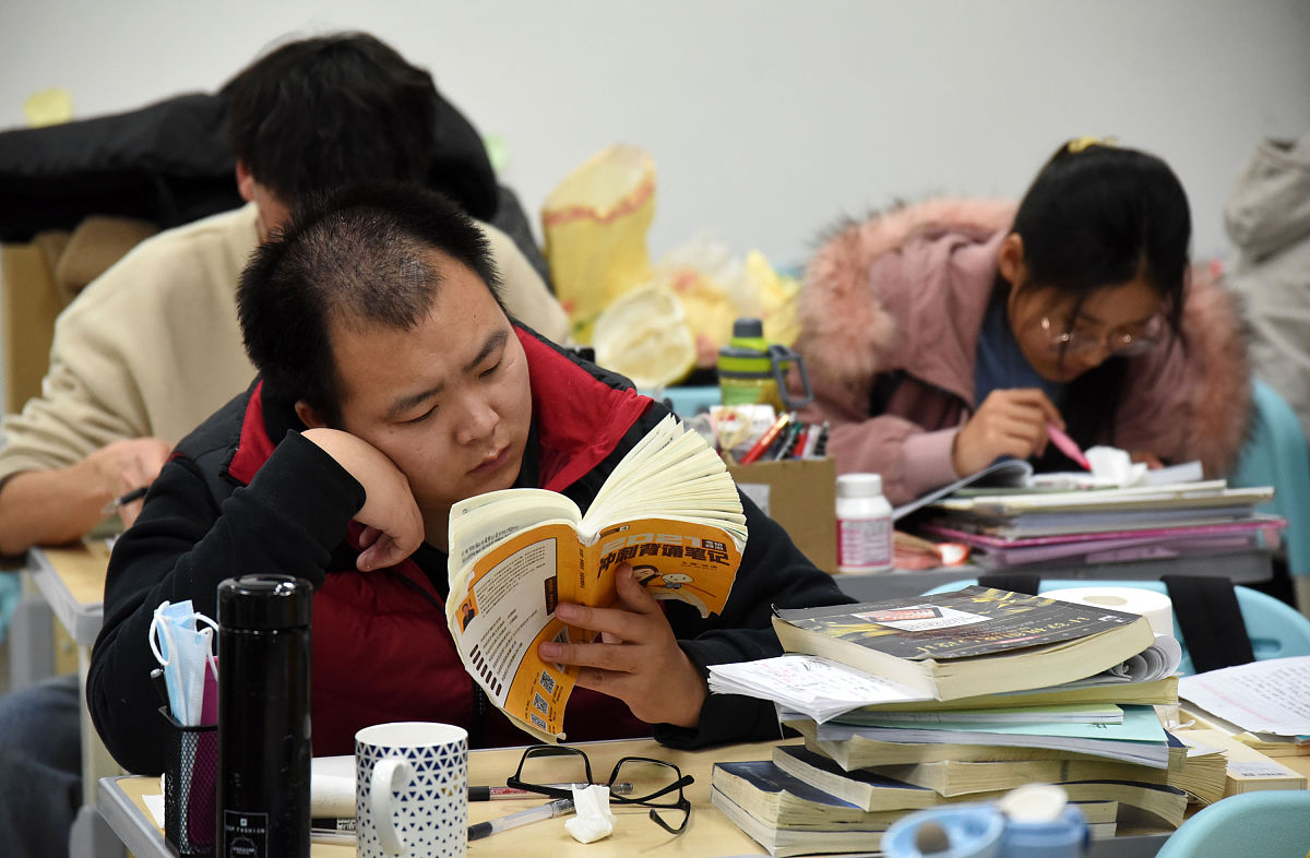 考研课程介绍：帮助您顺利考研，实现梦想