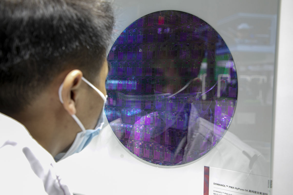 非极性溶剂化能: 定义、影响因素及应用