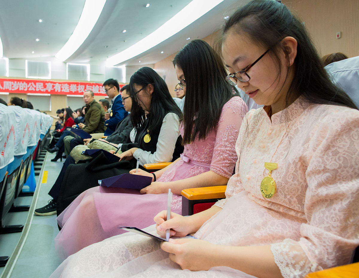 山东哪所学校可以学助产？