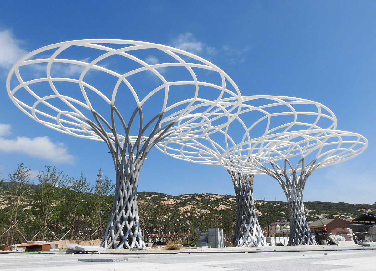 大型不锈钢雕塑稳定性评价方法和标准是什么？帮我用200字详细描述