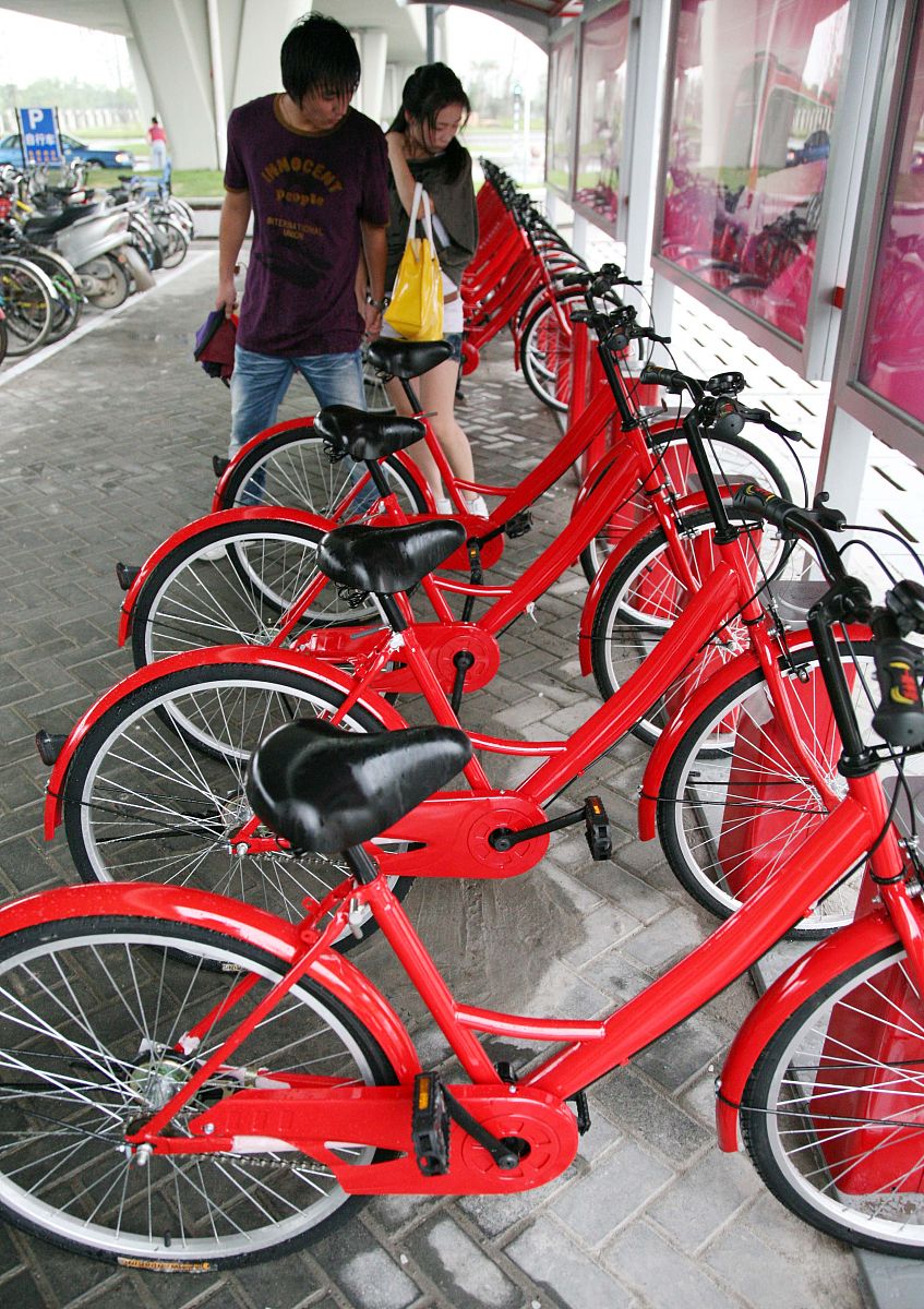 霍州技工学校2023年交通路线规划：地铁、自行车、步行