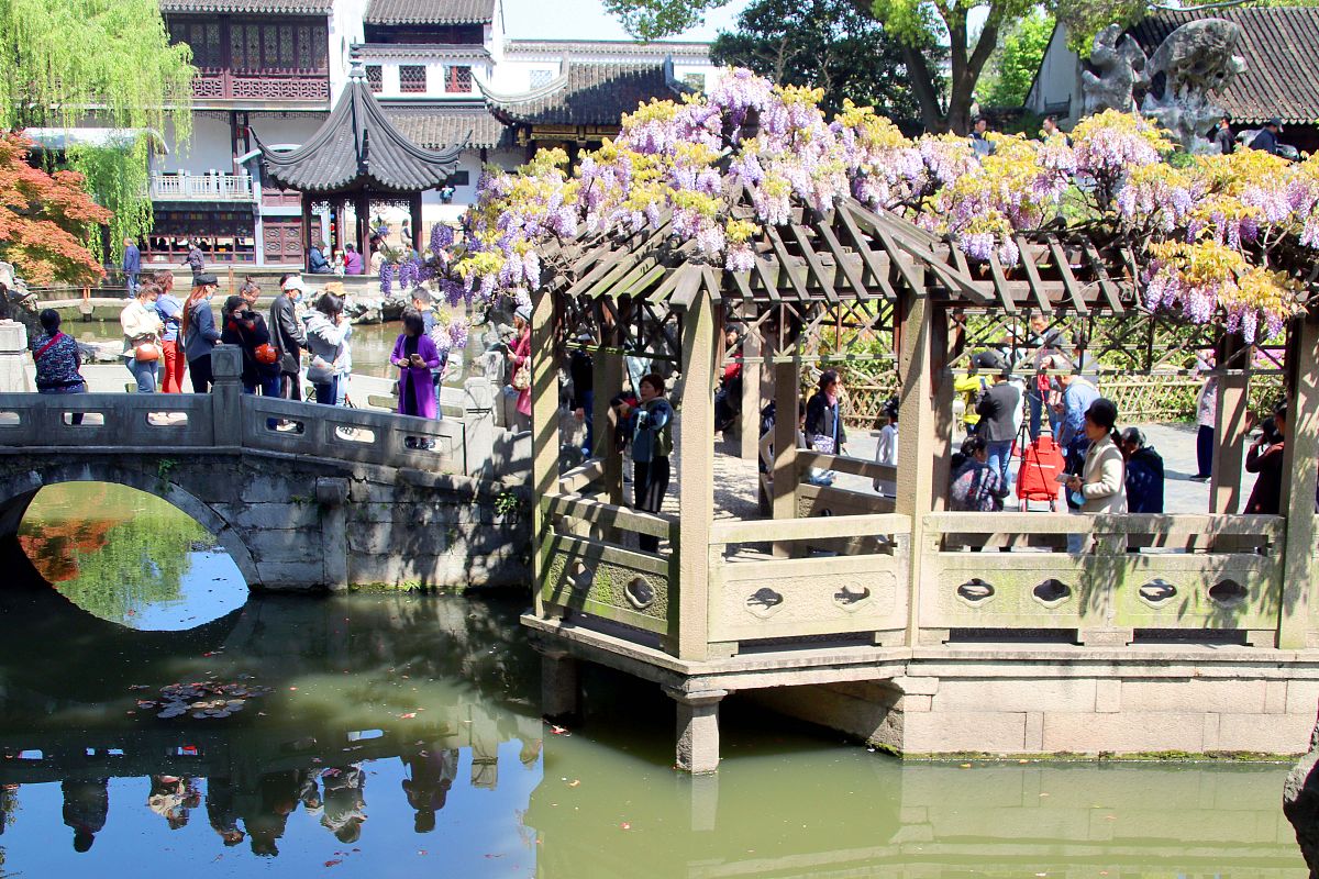 水乡之旅：苏州的美丽与文化