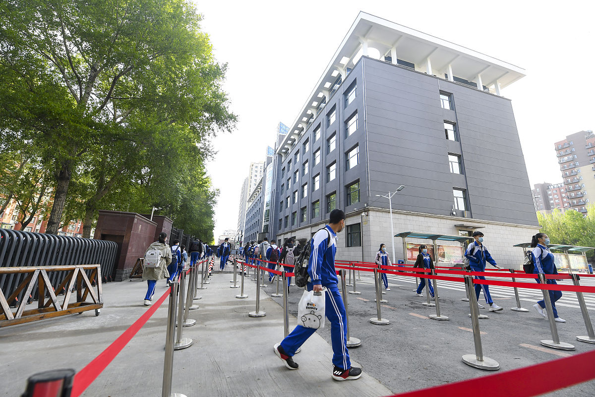 温江区燎原职业技术学校2019机械加工技术专业招生 - 培养高素质技术人才 温江区燎原职业技术学校2019机械加工技术专业招生 - 培养高素质技术人才